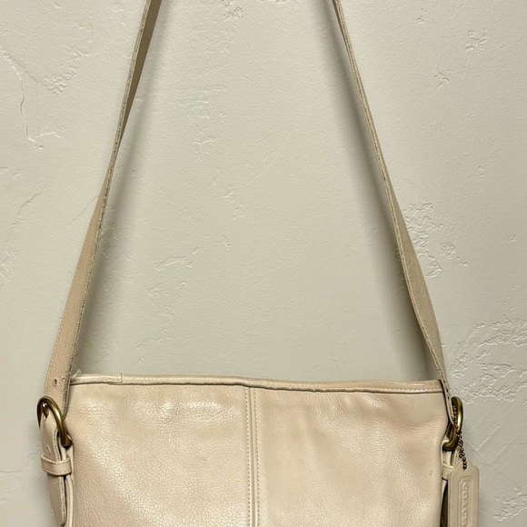 Coach shoulder bag B6C # 4153 - Picture 3 of 5
